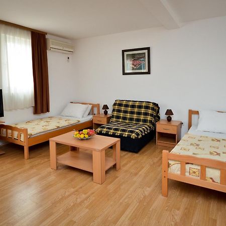 Apartmani Alexandra Budva Kamer foto
